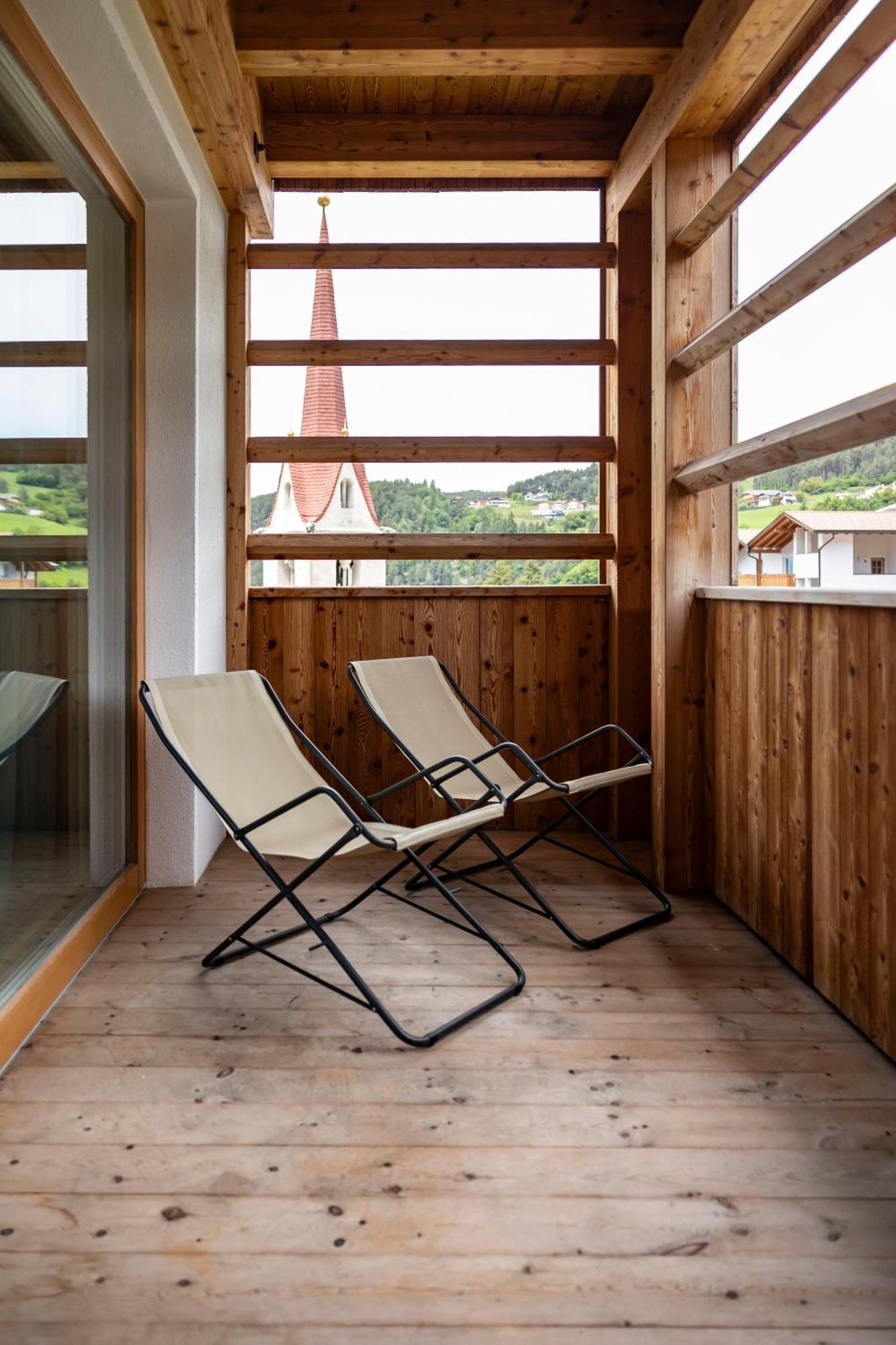Artnatur Dolomites Hotel & Spa Seis am Schlern Rum bild