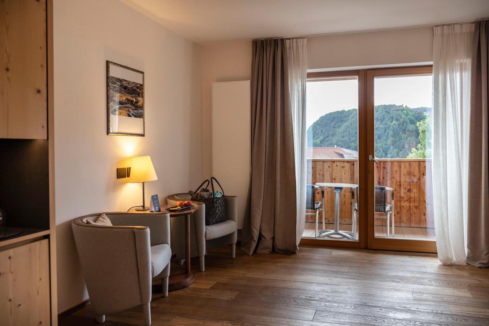 Artnatur Dolomites Hotel & Spa Seis am Schlern Exteriör bild